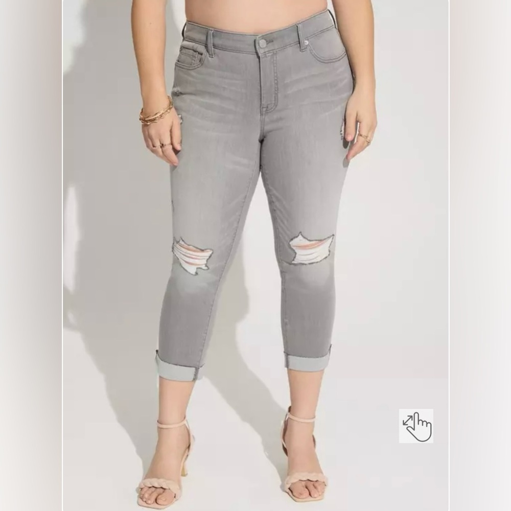 Torrid Boyfriend Straight Super Soft Mid-Rise Jean